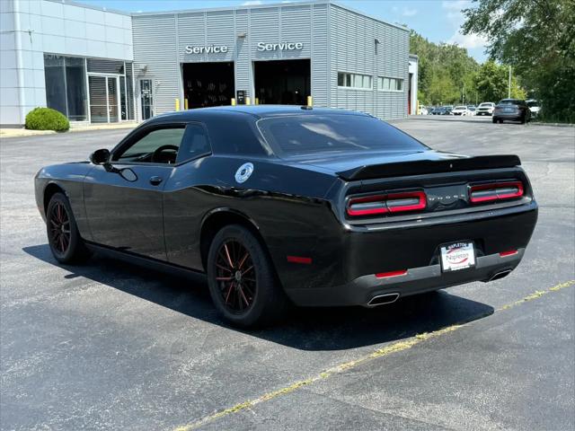 2022 Dodge Challenger SXT