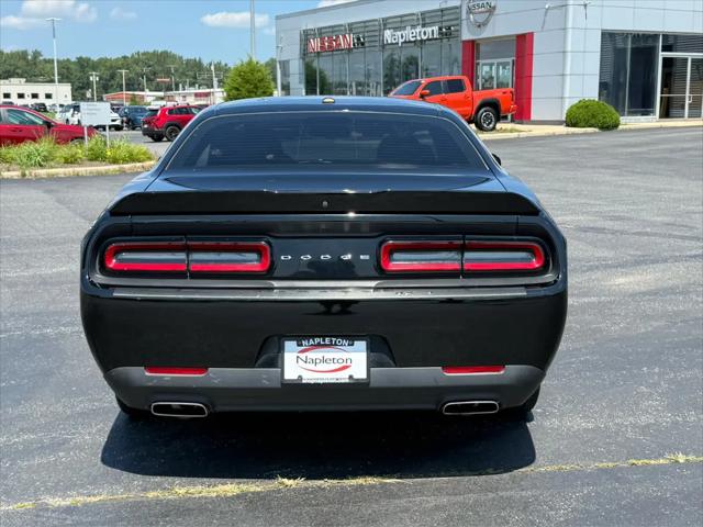 2022 Dodge Challenger SXT