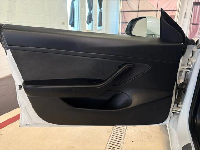 2020 Tesla Model 3 Standard Range Plus Rear-Wheel Drive