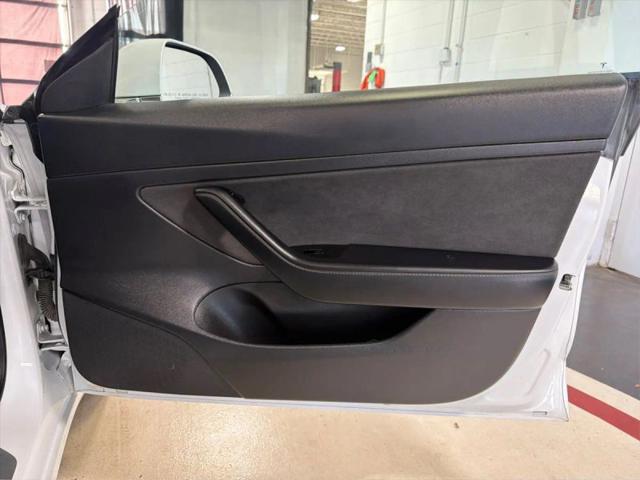 2020 Tesla Model 3 Standard Range Plus Rear-Wheel Drive