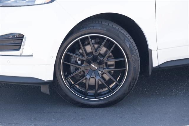 2020 Ford Edge ST