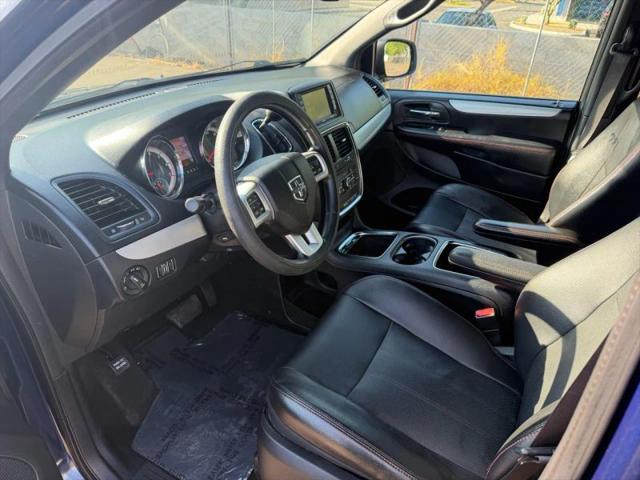 2014 Dodge Grand Caravan R/T