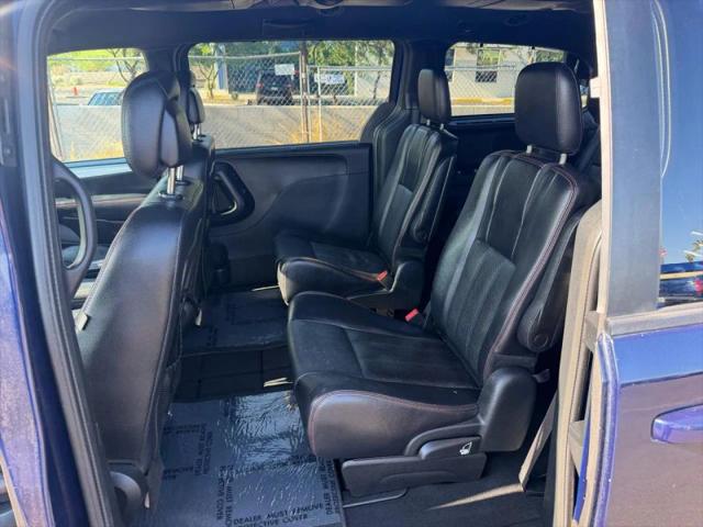 2014 Dodge Grand Caravan R/T