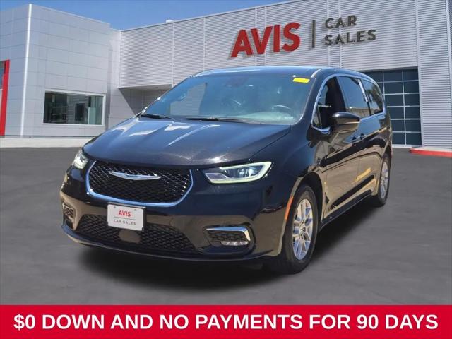 2025 Chrysler Pacifica Select for sale in Irving, TX