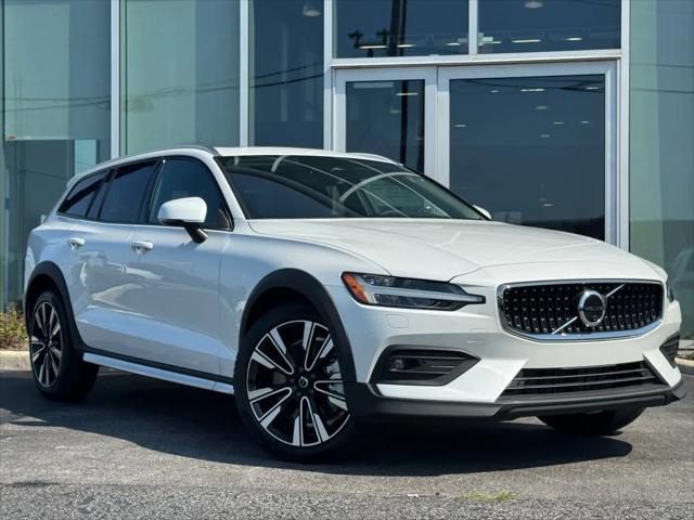 2026 Volvo V60 Cross Country Ultra, B5 AWD Gas (mild hybrid) for sale in Schererville, IN