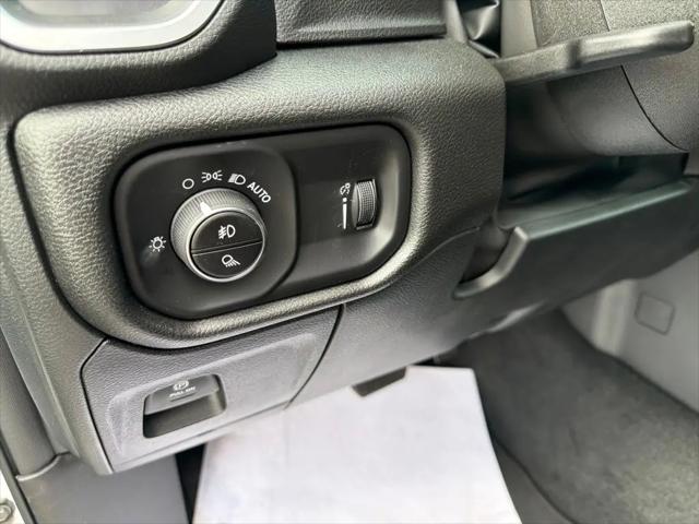 2026 Ram 1500 Express Quad Cab 4x4 64 Box