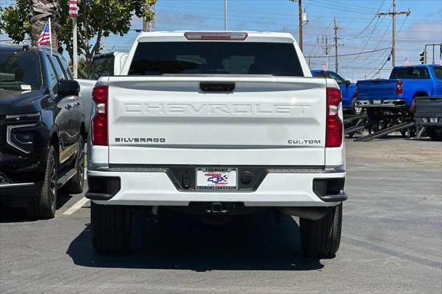 2023 Chevrolet Silverado 1500 2WD Crew Cab Short Bed Custom