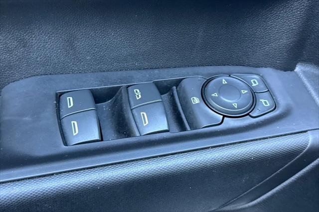 2023 Chevrolet Silverado 1500 2WD Crew Cab Short Bed Custom