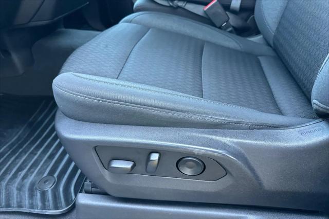 2023 Chevrolet Silverado 1500 2WD Crew Cab Short Bed Custom