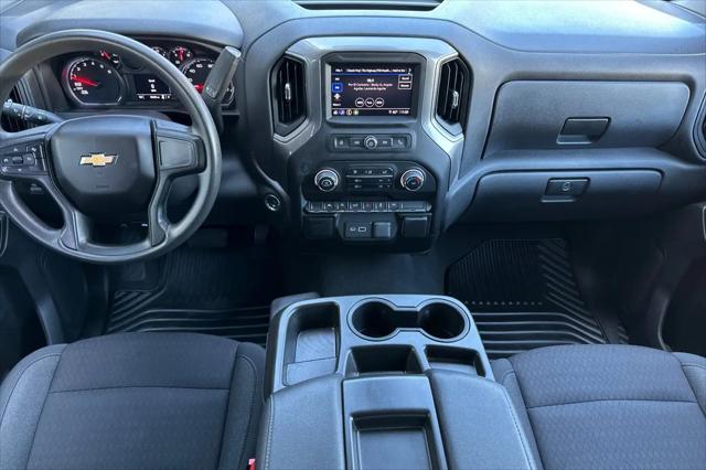 2023 Chevrolet Silverado 1500 2WD Crew Cab Short Bed Custom