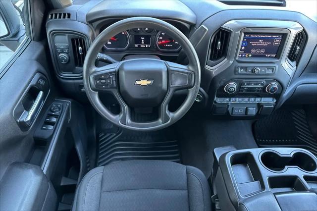 2023 Chevrolet Silverado 1500 2WD Crew Cab Short Bed Custom