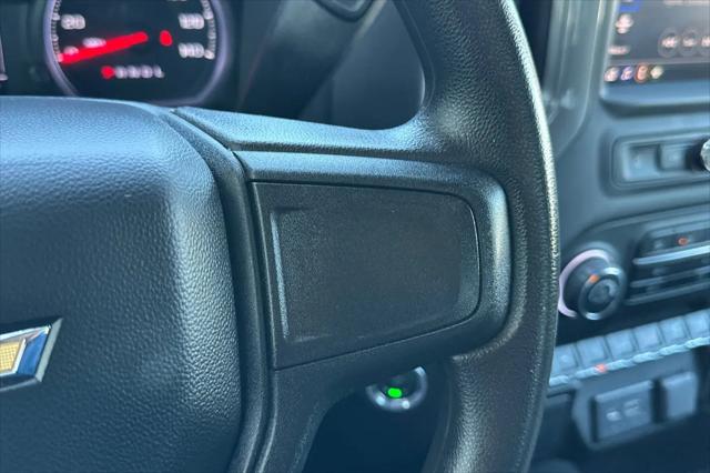 2023 Chevrolet Silverado 1500 2WD Crew Cab Short Bed Custom