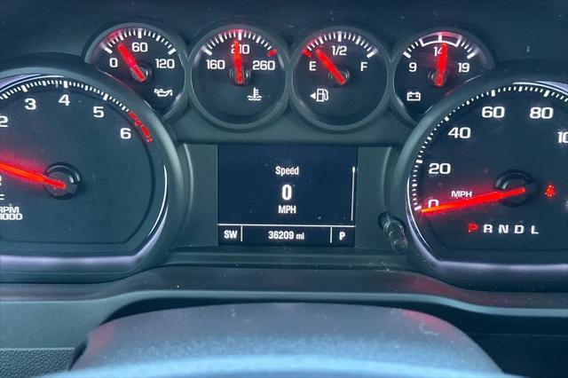 2023 Chevrolet Silverado 1500 2WD Crew Cab Short Bed Custom