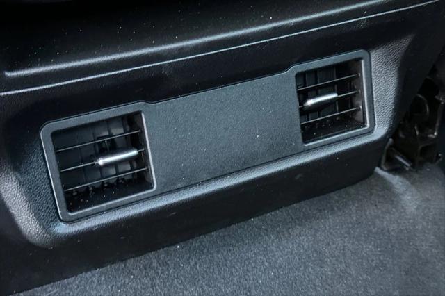 2023 Chevrolet Silverado 1500 2WD Crew Cab Short Bed Custom