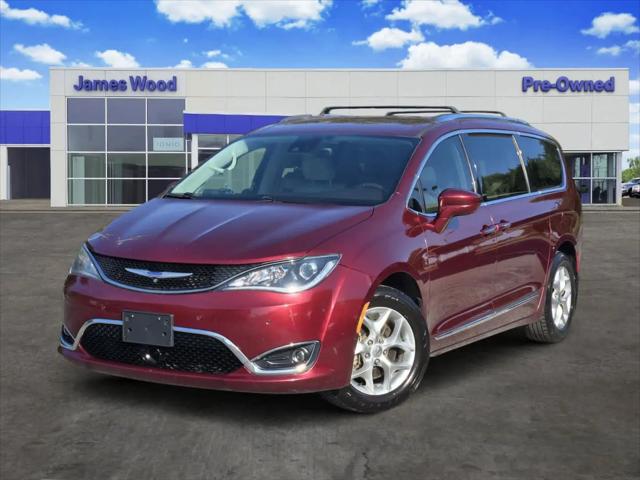 2019 Chrysler Pacifica Touring L for sale in Decatur, TX