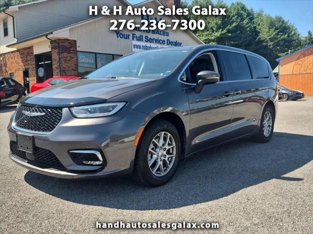 2023 Chrysler Pacifica Touring L for sale in Galax, VA