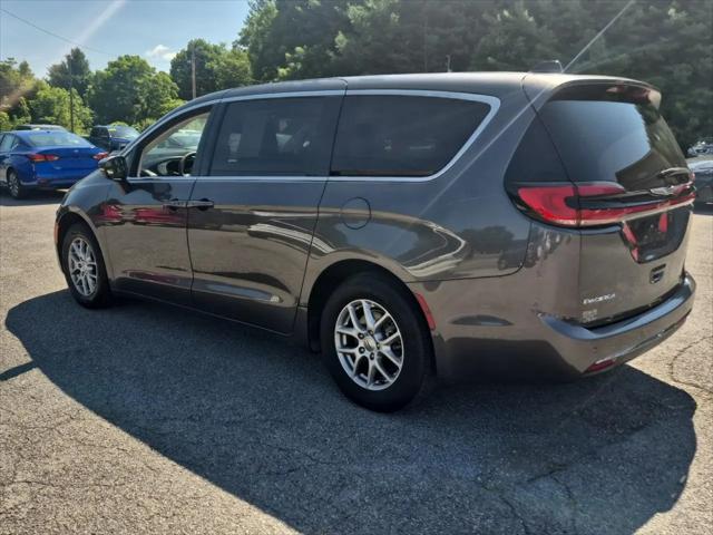 2023 Chrysler Pacifica Touring L