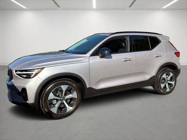 2026 Volvo XC40 Plus, B5 AWD Gas (mild hybrid), Dark for sale in Plymouth, MA