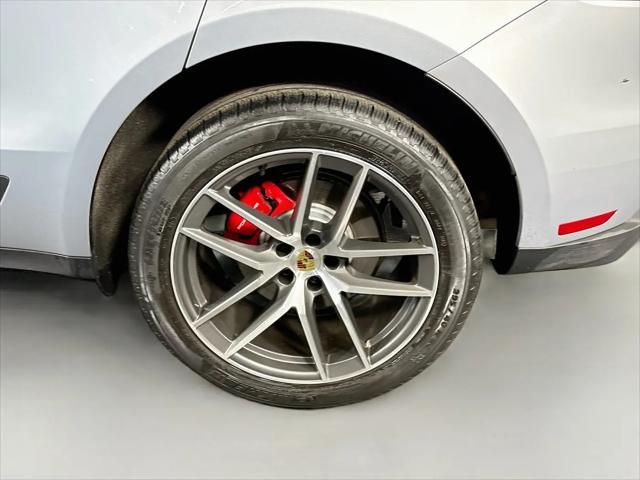 2023 Porsche Macan S