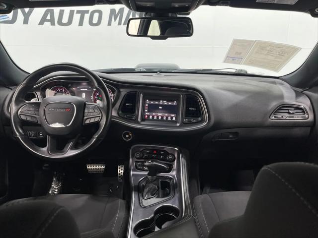 2018 Dodge Challenger R/T Shaker