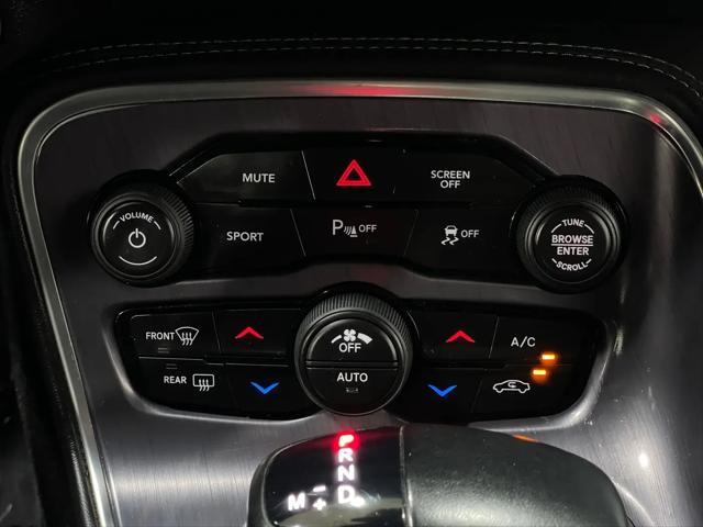 2018 Dodge Challenger R/T Shaker