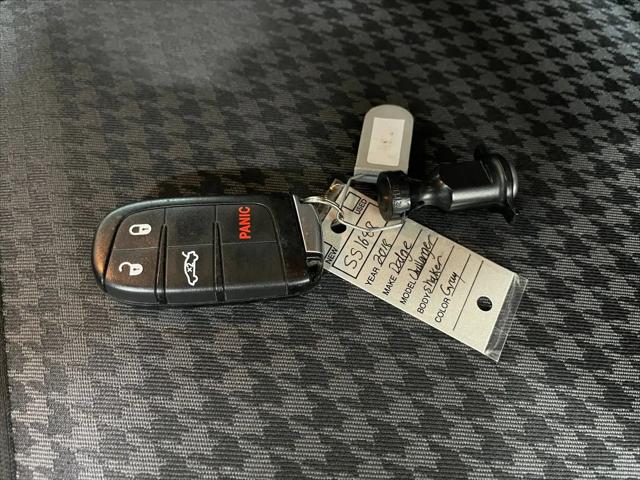 2018 Dodge Challenger R/T Shaker