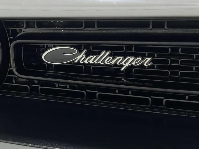2018 Dodge Challenger R/T Shaker