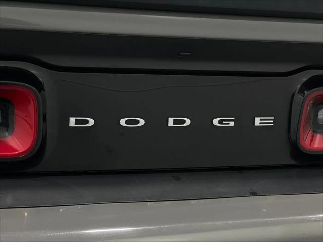 2018 Dodge Challenger R/T Shaker