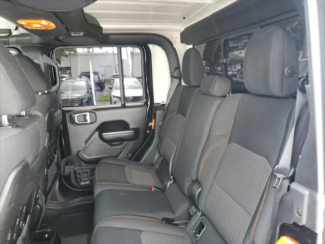 2021 Jeep Gladiator Sport