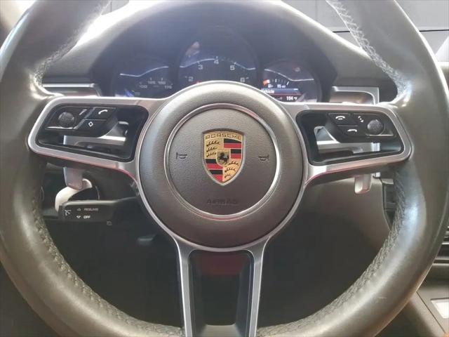2021 Porsche Macan Macan