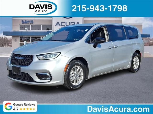 2024 Chrysler Pacifica Touring L for sale in Langhorne, PA