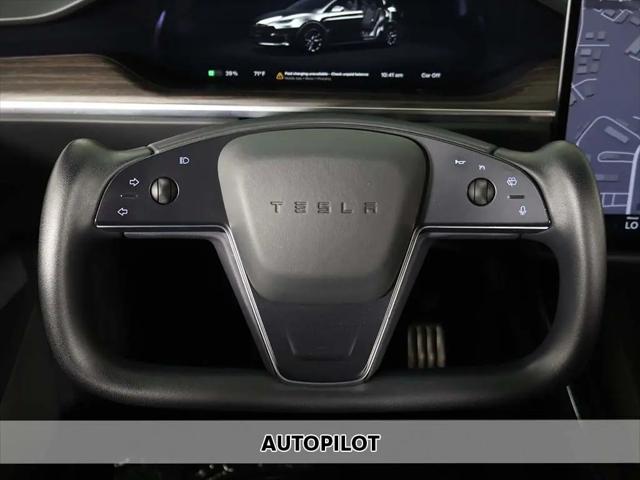 2023 Tesla Model X Standard Range