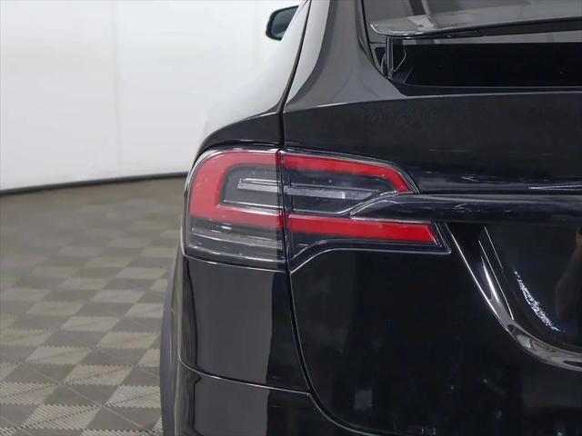 2023 Tesla Model X Standard Range