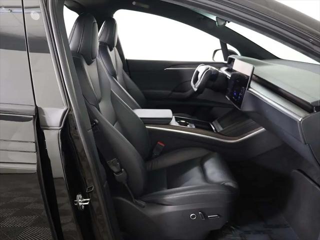 2023 Tesla Model X Standard Range