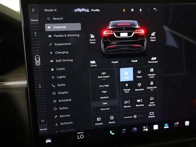 2023 Tesla Model X Standard Range