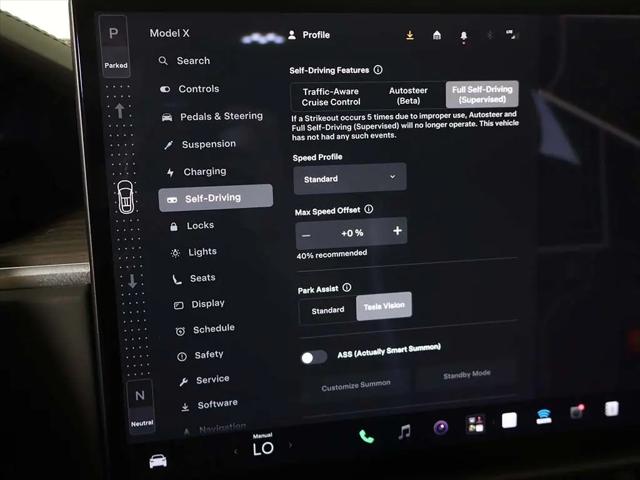 2023 Tesla Model X Standard Range