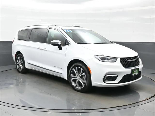 2026 Chrysler Pacifica Pinnacle AWD
