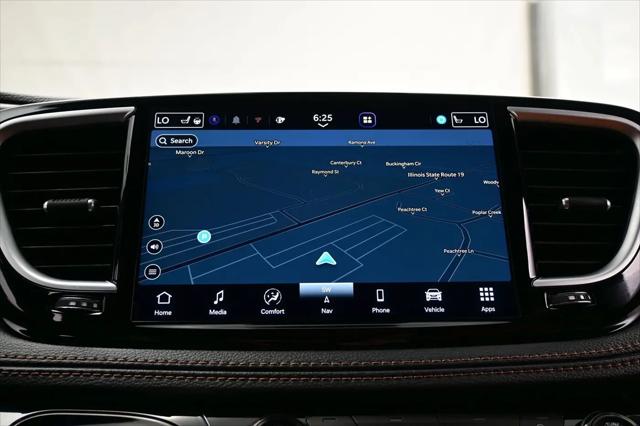 2026 Chrysler Pacifica Pinnacle AWD