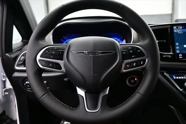 2026 Chrysler Pacifica Pinnacle AWD