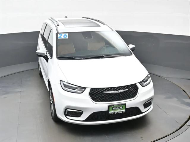 2026 Chrysler Pacifica Pinnacle AWD