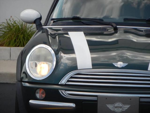 2004 MINI Cooper Cooper