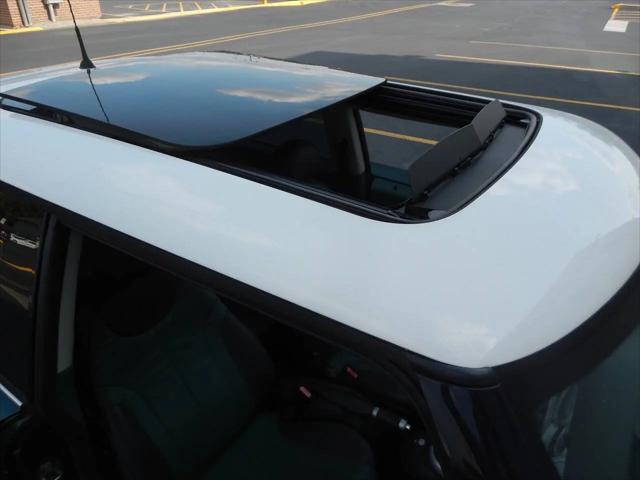 2004 MINI Cooper Cooper