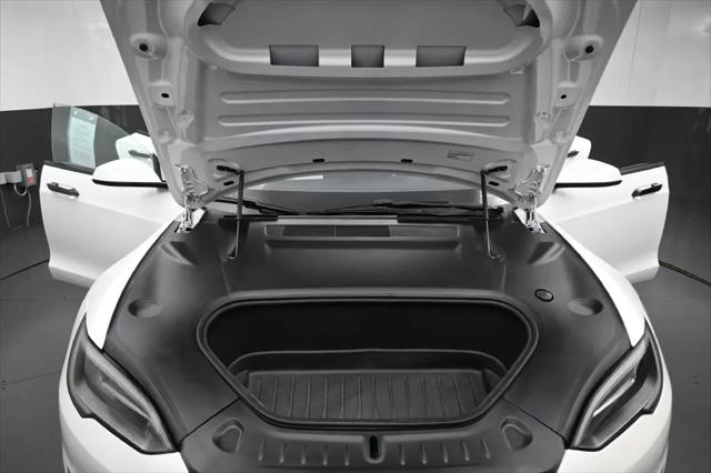 2023 Tesla Model S Standard Range