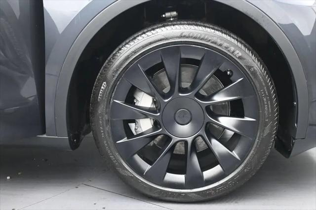 2024 Tesla Model Y Long Range Single Motor Rear-Wheel Drive