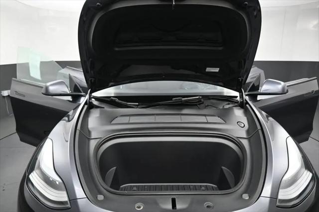 2024 Tesla Model Y Long Range Single Motor Rear-Wheel Drive