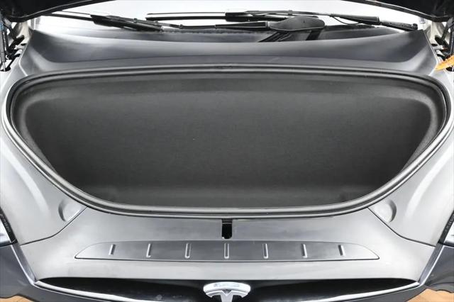 2024 Tesla Model X Long Range