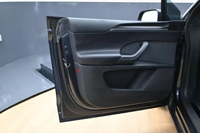 2024 Tesla Model X Long Range