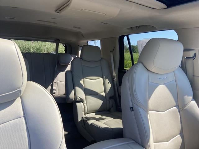 2020 Cadillac Escalade 4WD Premium Luxury