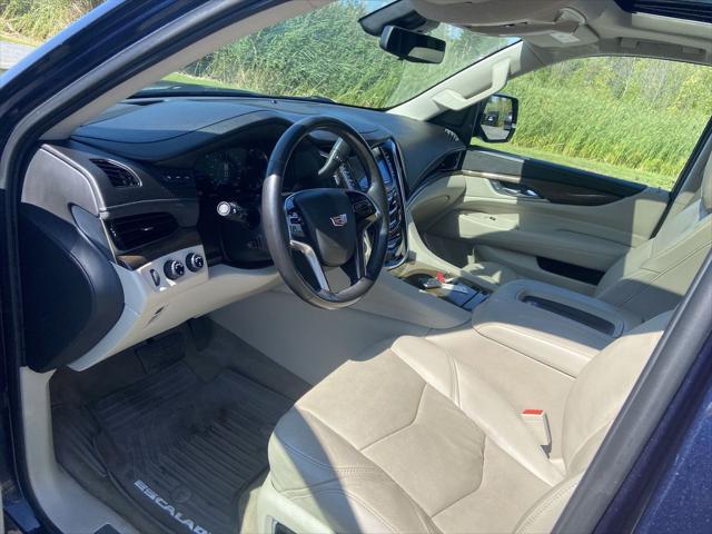 2020 Cadillac Escalade 4WD Premium Luxury