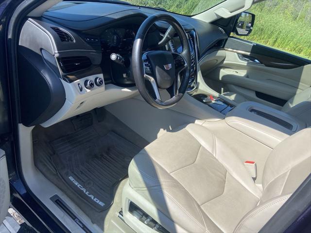 2020 Cadillac Escalade 4WD Premium Luxury